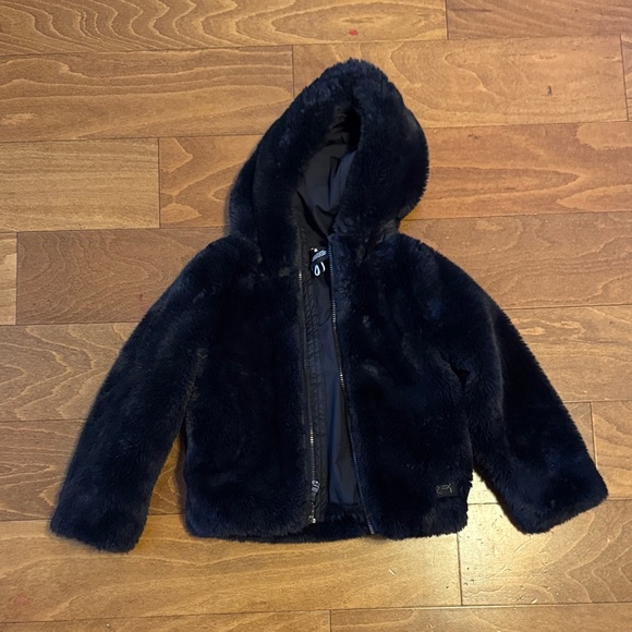 Under Armour Other - Under Armour Kids Black Faux Fur Jacket